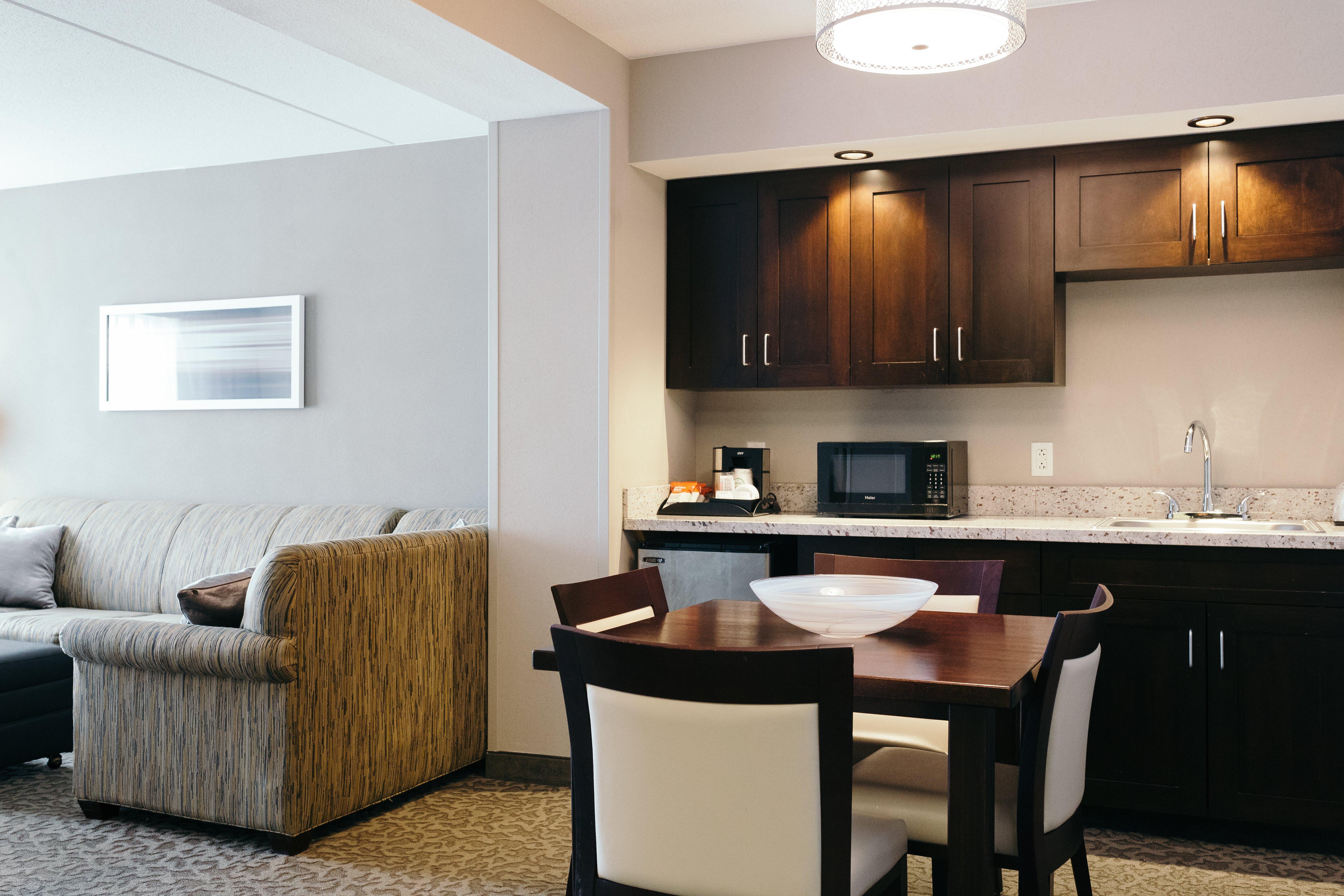 Holiday Inn And Suites East Peoria, An Ihg Hotel Экстерьер фото